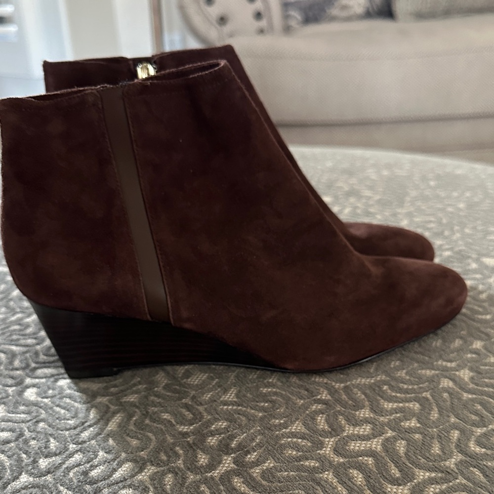 Coach Maya Suede Polished Calf Ankle Wedge Boots Brown Size 7. NWOT - Picture 7 of 12